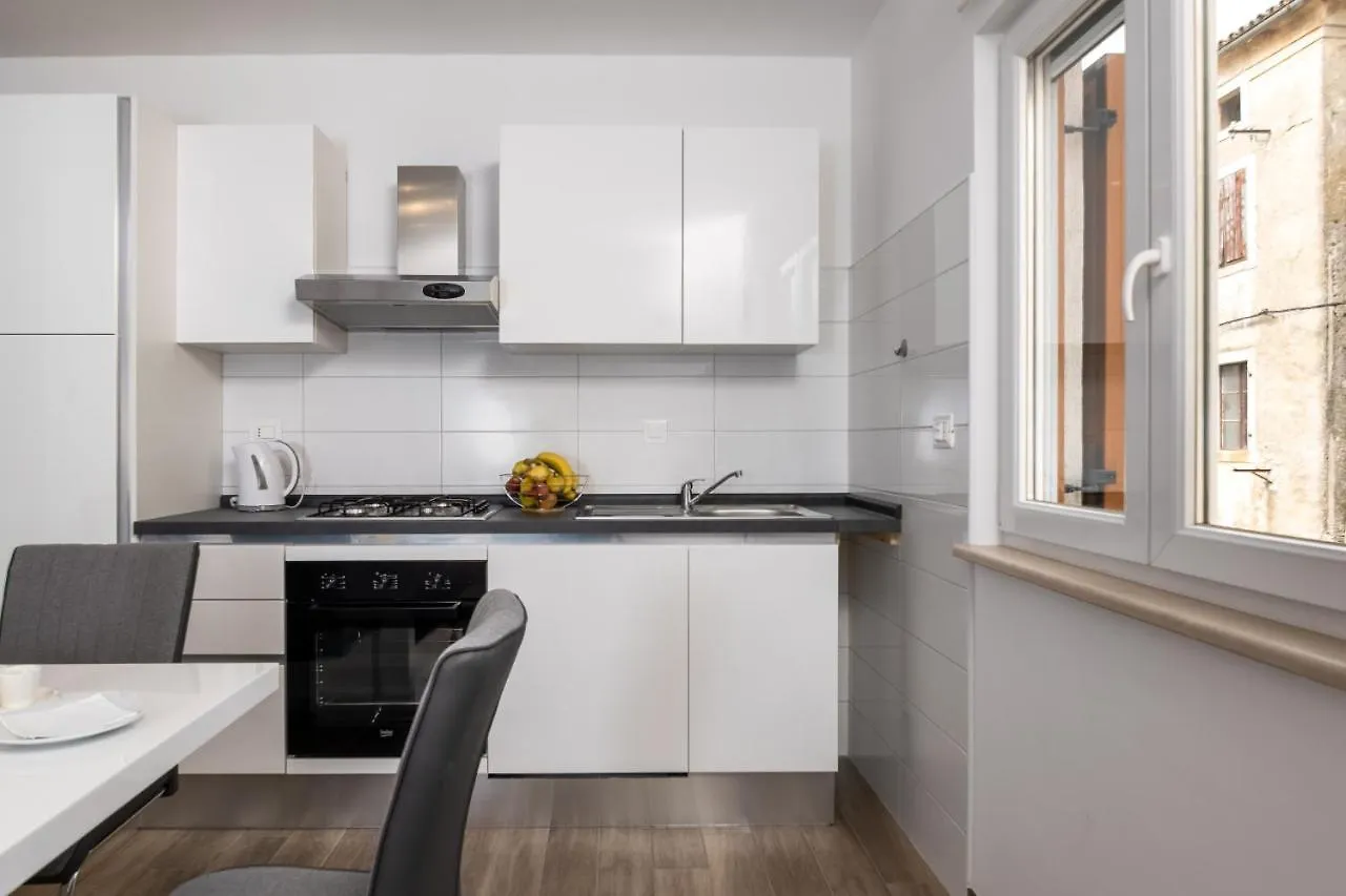 Apartment Apartman Palada Zminj