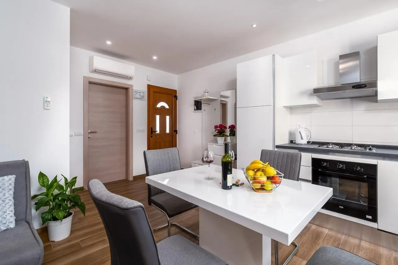 Apartman Palada Zminj
